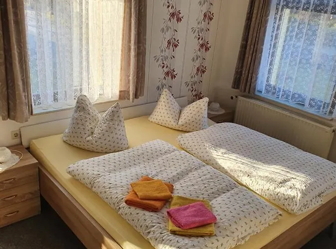 Edelweiss בית הארחה 3*